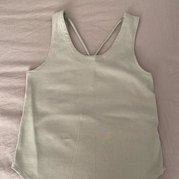 Stylish athletic top.  NWT - Picture 1 of 3